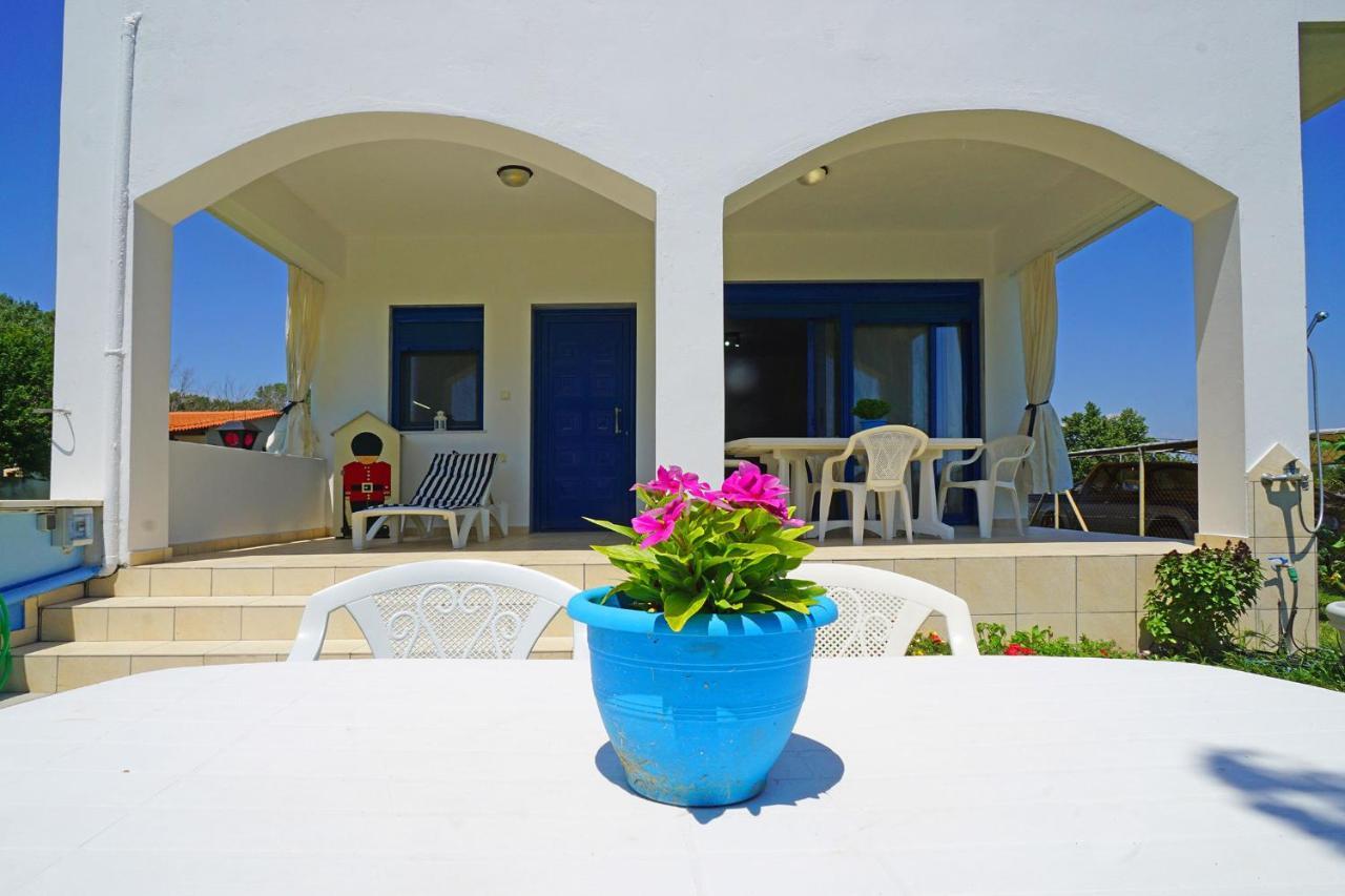 Dolphins House Villa Paralia Avdhiron Exterior photo